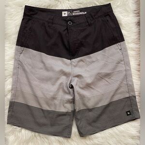 Rip Curl Men’s Board Shorts/Trunks. Size 32. Black, Gray and White.